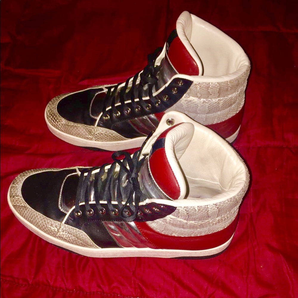 Good condition authentic - Picture 2 of 2